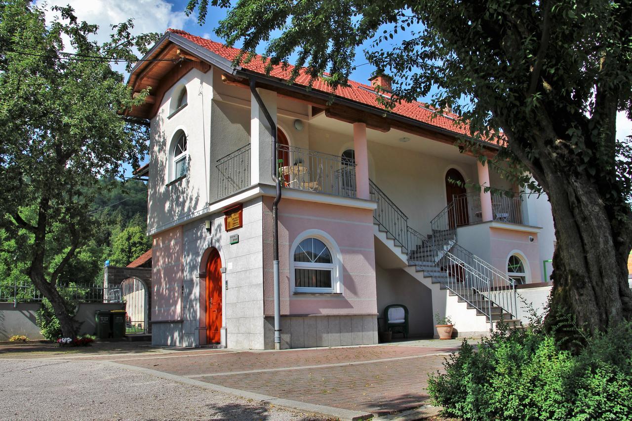 Prenocisca Angelin Hram, Tiny Apartments Markovec エクステリア 写真